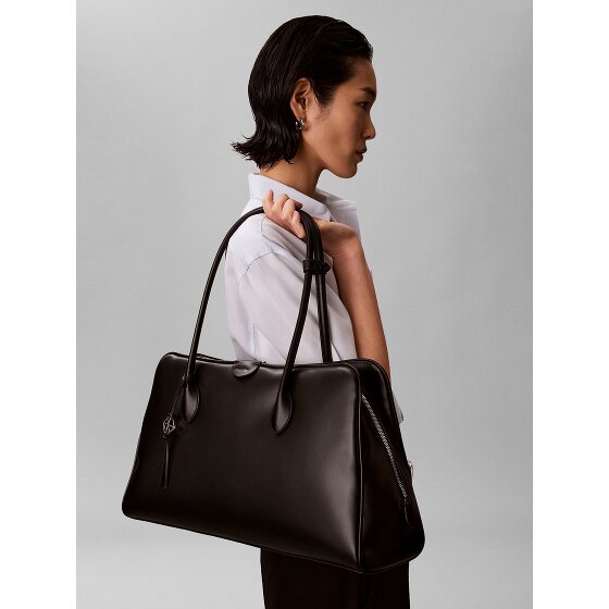 Calvin Klein Embossed Torba na ramię 47 cm