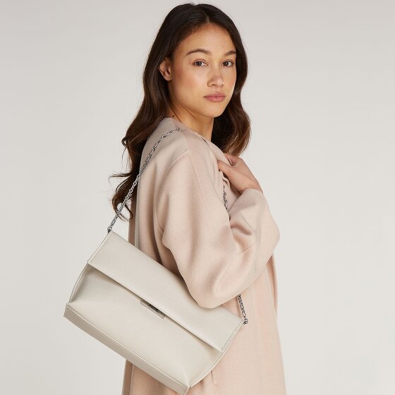 Calvin Klein Torba na ramię 30 cm