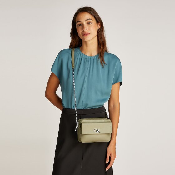 Calvin Klein Re-Lock Torba na ramię 21 cm