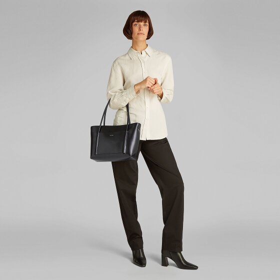 Calvin Klein CK Essential Torba na ramię 20 cm