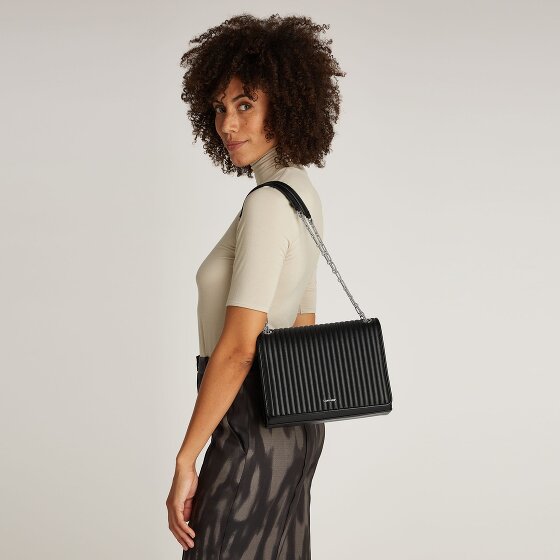 Calvin Klein Mini Line Quilt Torba na ramię 26 cm