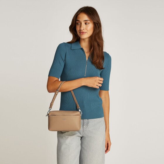 Calvin Klein CK Must Torba na ramię 22 cm