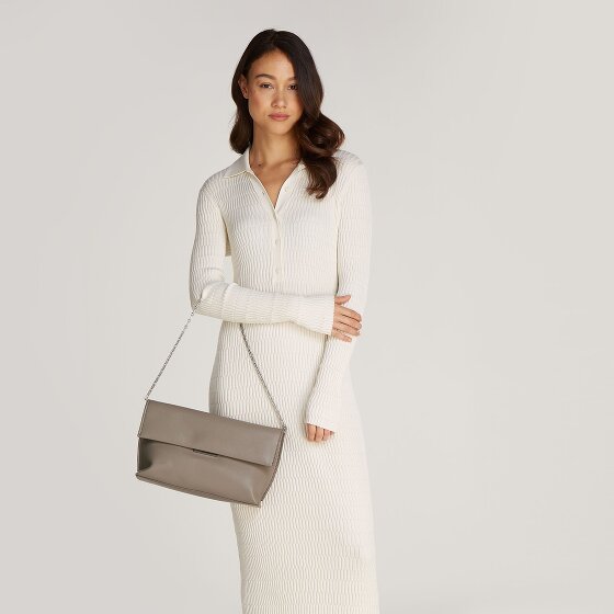 Calvin Klein Torba na ramię 30 cm