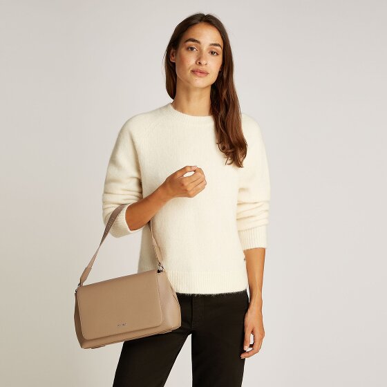 Calvin Klein CK Must Torba na ramię 30 cm