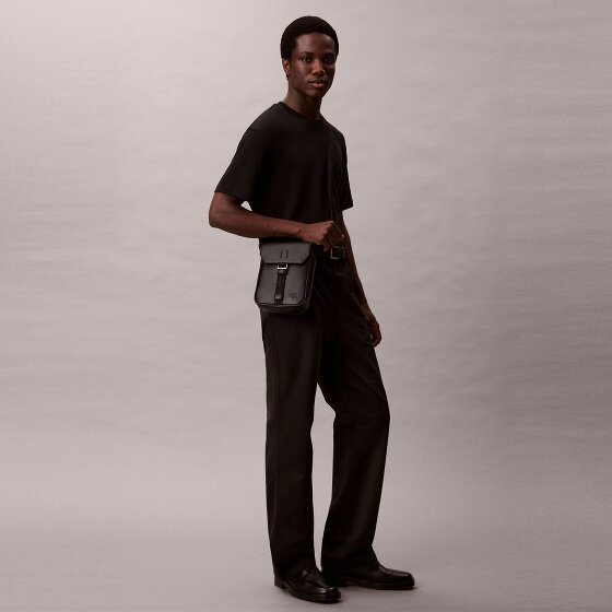 Calvin Klein Cargo Torba na ramię 21 cm