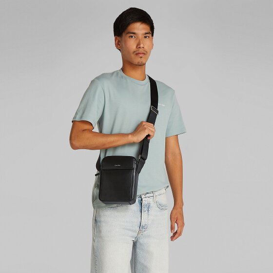 Calvin Klein CK Sleek Torba na ramię 16.5 cm