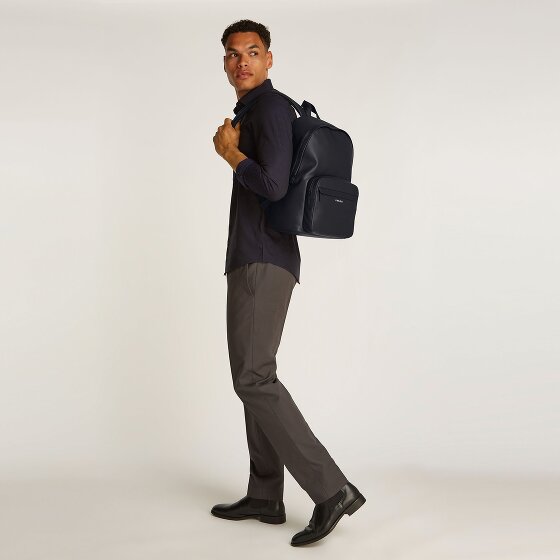 Calvin Klein CK Must Plecak 43 cm Komora na laptopa