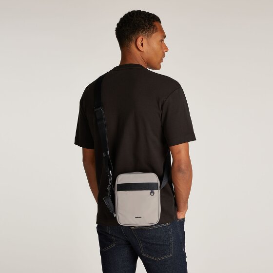 Calvin Klein CK Est. Mini Torba Torba na ramię 17 cm