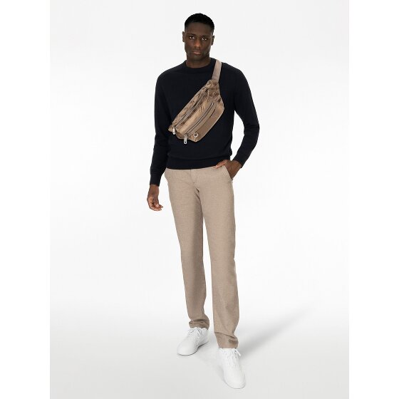 Guess Berlin Saszetka M 26 cm