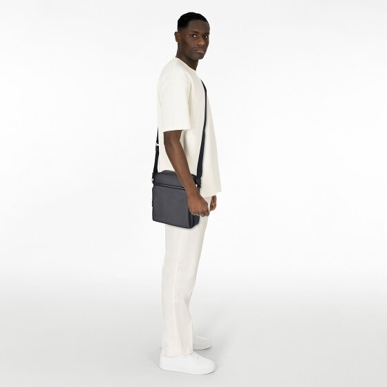 Boss New Crosstown Torba na ramię Skórzany 24 cm