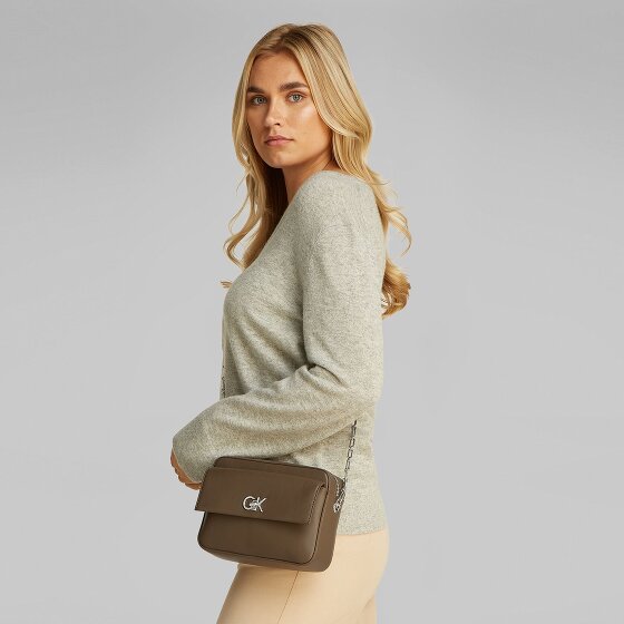 Calvin Klein Re-Lock Torba na ramię 21 cm