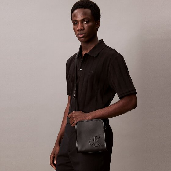 Calvin Klein Sculpted Torba na ramię 17 cm