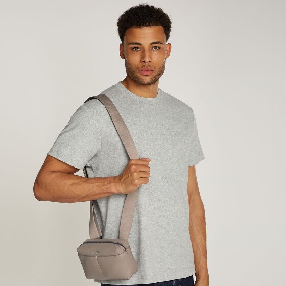 Calvin Klein Clean Essential Torba na ramię 20 cm