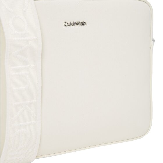 Calvin Klein CK Mixmedia Torba na ramię 22 cm