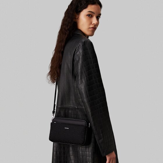 Calvin Klein CK Must Torba na ramię 21.5 cm