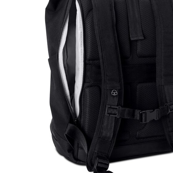Johnny Urban Eco Series Allen Medium Plecak 40.5 cm Komora na laptopa
