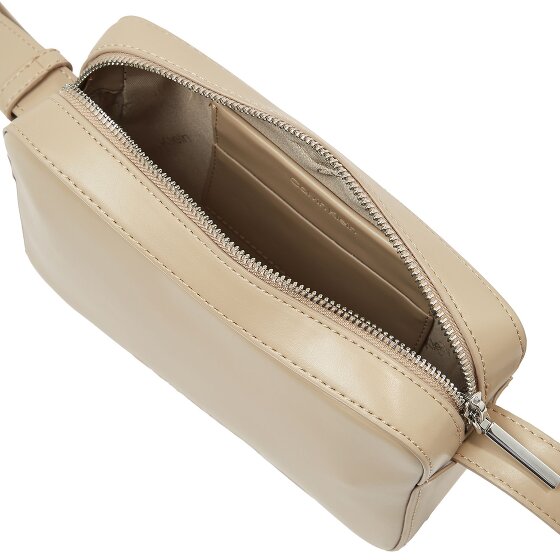 Calvin Klein Embossed Torba na ramię 22.5 cm