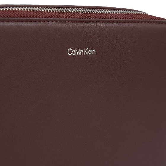 Calvin Klein CK Sleek Torba na ramię 23 cm