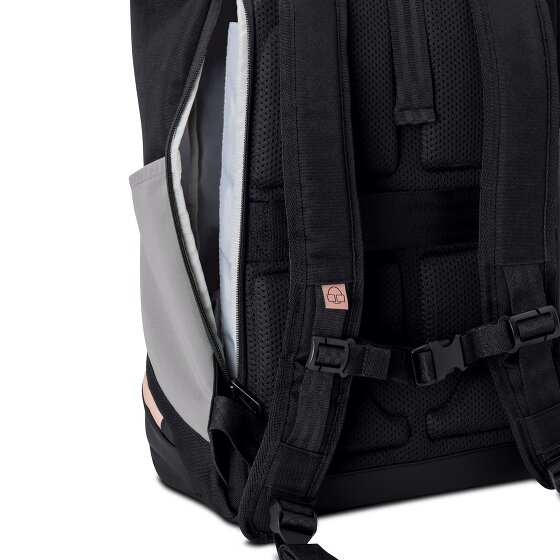 Johnny Urban Eco Series Allen Medium Plecak 40.5 cm Komora na laptopa