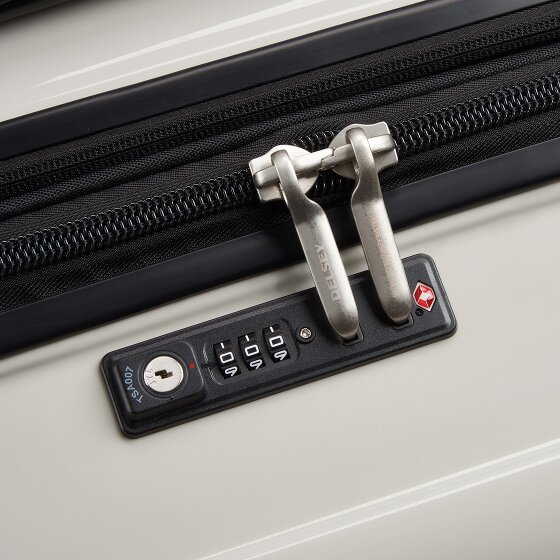 Delsey Paris Shadow 5.0 4 kółka Walizka 82 cm z plisą rozprężną