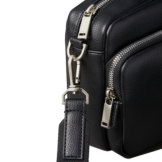 Calvin Klein Raised Torba na ramię 26 cm