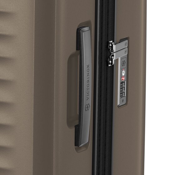 Victorinox Airox Advanced 4 kółka Walizka M 69 cm z plisą rozprężną