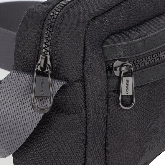 Calvin Klein CK Elevated Torba na ramię 22 cm
