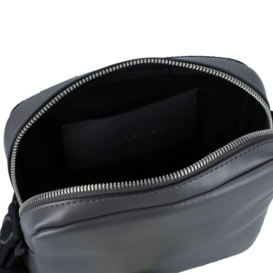 Calvin Klein Jeans Ultralight Torba na ramię 18 cm