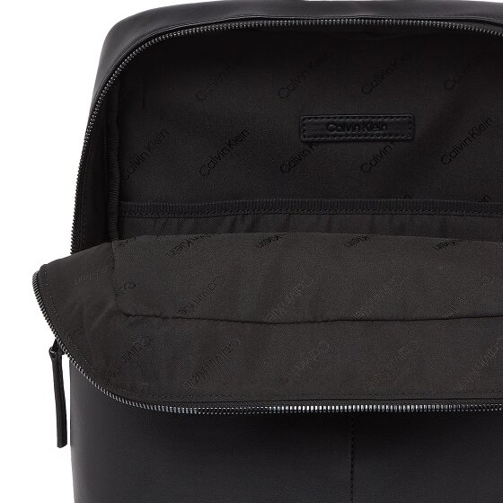 Calvin Klein Clean Essential Plecak 39 cm Komora na laptopa