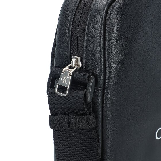 Calvin Klein Jeans Monogram Soft Torba na ramię 22 cm