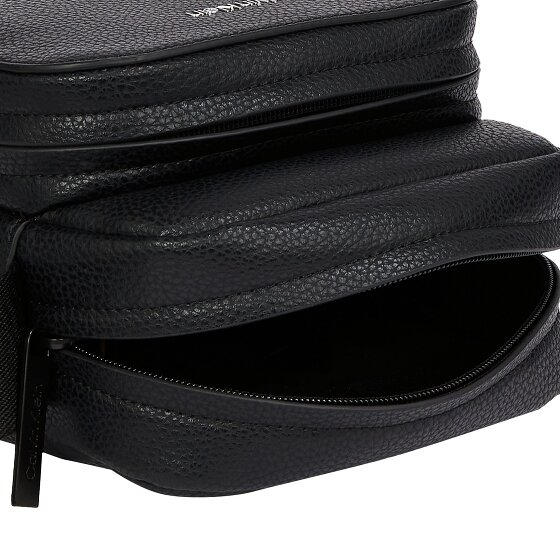 Calvin Klein Ck Must Torba na ramię 16 cm