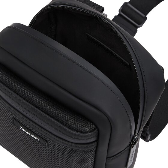 Calvin Klein CK Essential Mini Torba Torba na ramię 17 cm