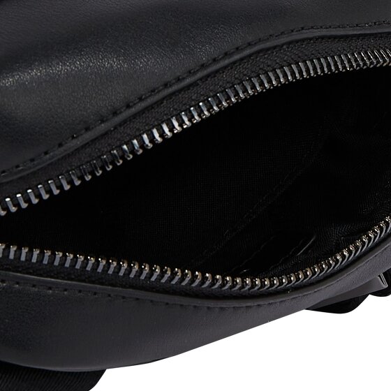 Calvin Klein Clean Essential Torba na ramię 15.5 cm