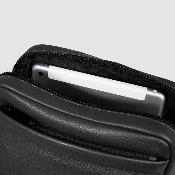 Piquadro Than Torba na ramię Ochrona RFID Skórzany 22 cm