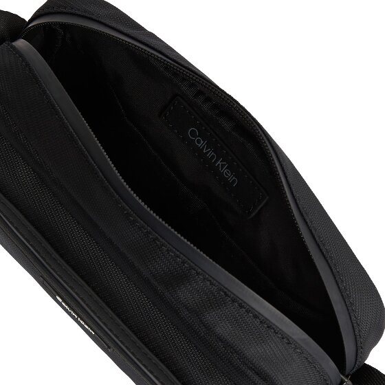 Calvin Klein CK Essential Torba na ramię 21 cm