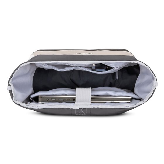 Johnny Urban Eco Series Allen Medium Plecak 40.5 cm Komora na laptopa